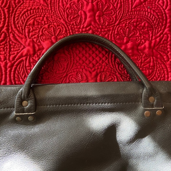 Genuine leather non branded portfolio - Picture 1 of 16